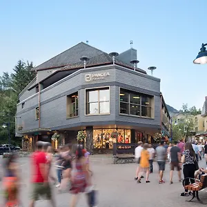 Pangea Pod (adults Only) Kapselhotel Whistler